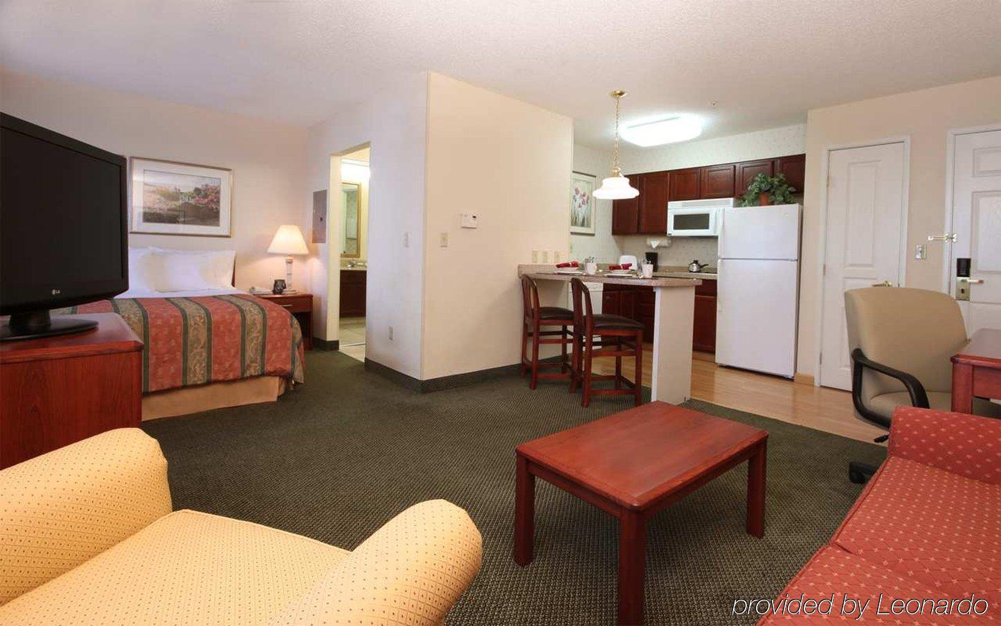 โฮมวูด สวีตส์ บาย ฮิลตัน เอรี Hotel Kearsarge ห้อง รูปภาพ