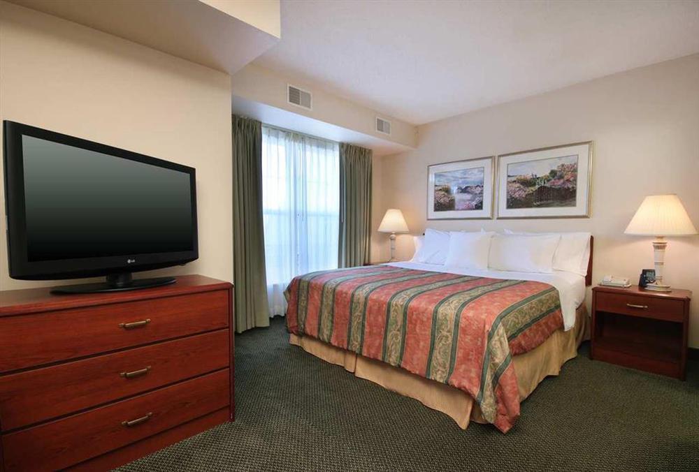 โฮมวูด สวีตส์ บาย ฮิลตัน เอรี Hotel Kearsarge ห้อง รูปภาพ
